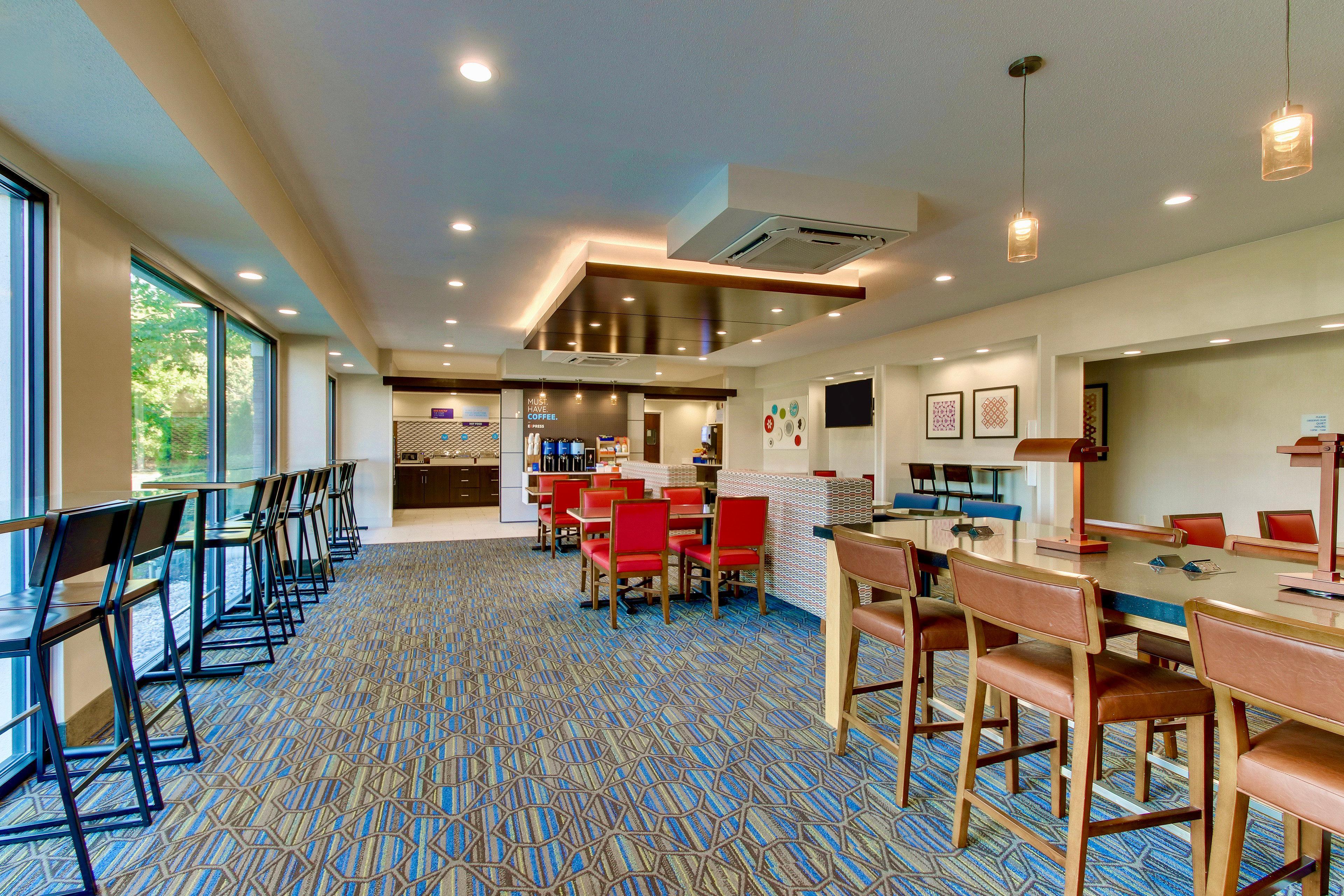 Holiday Inn Express Fishkill By Ihg Exterior photo