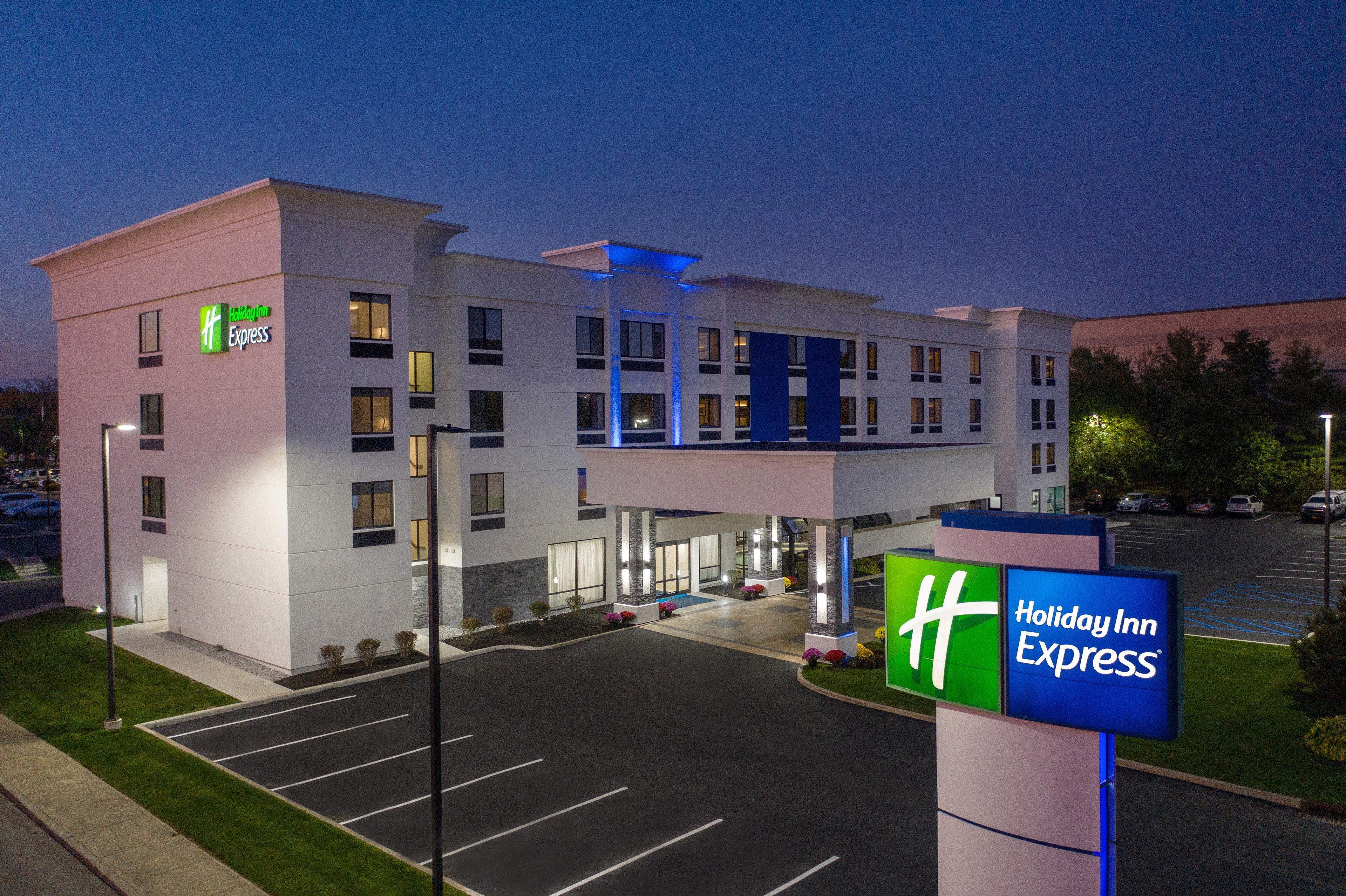 Holiday Inn Express Fishkill By Ihg Exterior photo